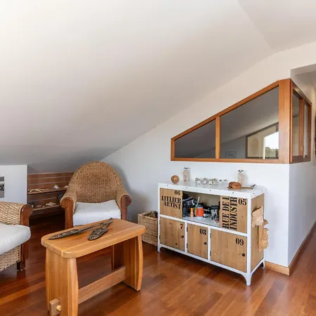 Maison Bleue